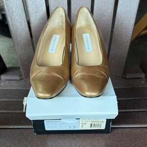 Liz Claiborne Bronze Heels